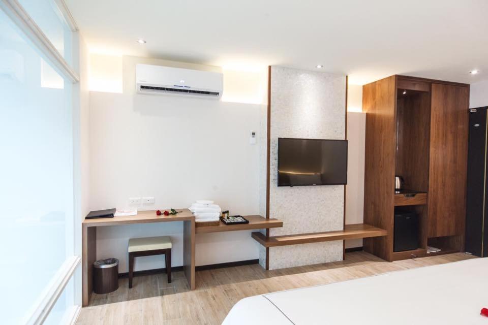 Da Pu Hotspring Hotel Wanli Exteriör bild
